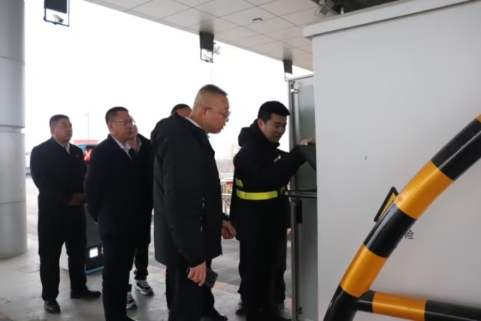 C:\Users\Administrator\Desktop\c8283d3f0cd2495058c80107656d821