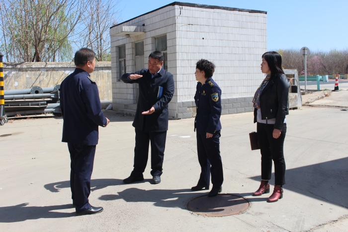 2025年4月，清明节安全检查（中：总经理杨龙）