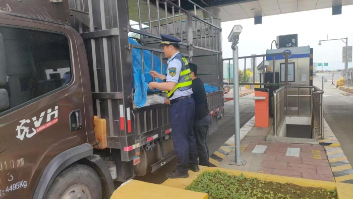 C:\Users\Lenovo\Desktop\1bc1f339f9f57160b2667f5da85b731