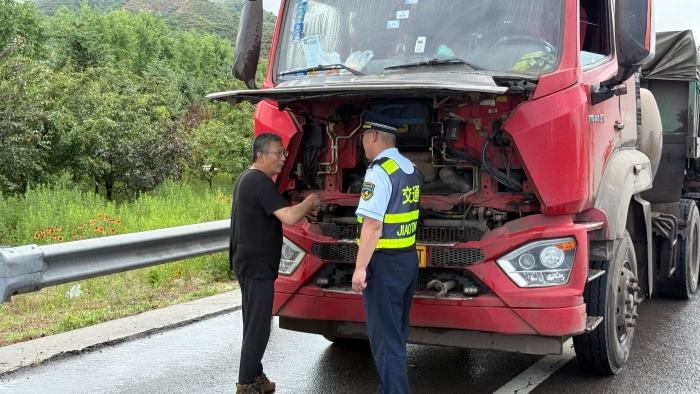 d898b5b3d88ec85d4d9ec1ddf0e437f