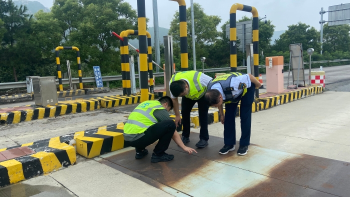 53ff50557116fa11ee8ec21a75cd106