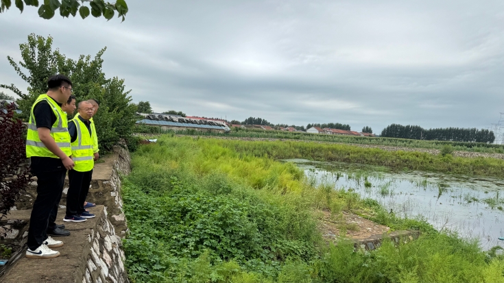 C:\Users\Administrator\Desktop\京哈北线分公司全力奋战强降雨 筑牢道路安全防线\2