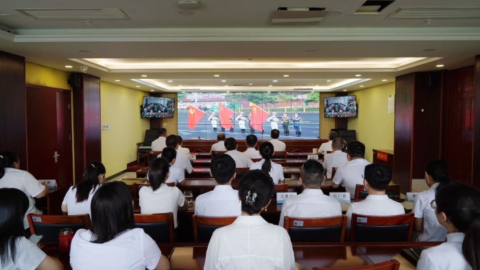 C:\Users\Administrator\Desktop\爱国主义活动\9.3阅兵\图片\b40e11f0fafa8e016df3ebbd500b0eac