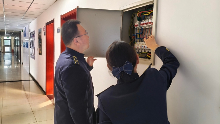 0bf06623ffdaea9935a1e71aea37ea17