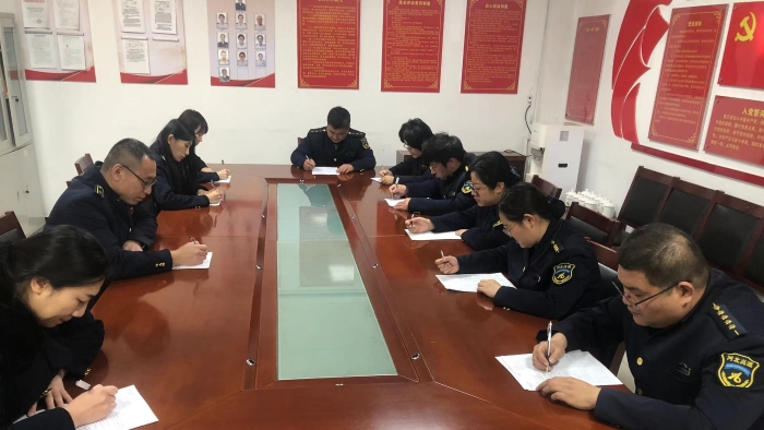 C:\Users\lenovo84\Desktop\微信图片_20251202155732