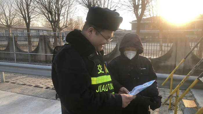 C:\Users\lenovo84\Desktop\图片修改