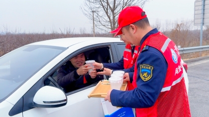 F:\00分公司季度检查\2026年\办公室\3.2026年宣传\3月份\1元宵节送元宵3