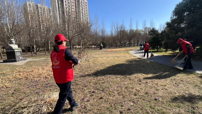 D:\2026年办公\2026宣传\四月\清明扫墓4