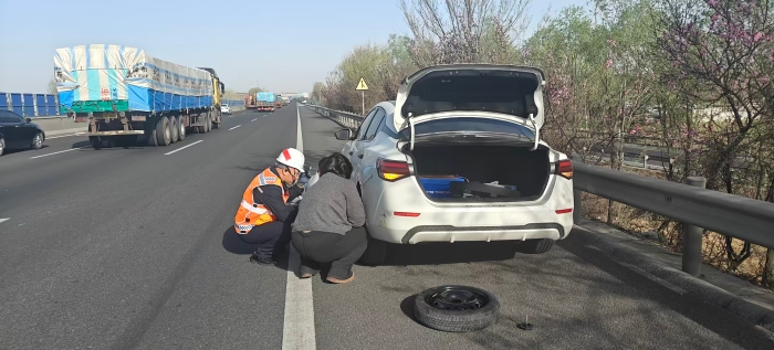 f6363daf2d6303d8cdf64784ae87acbd